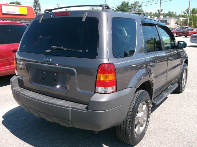 2005 Ford Escape Reg Cab 159.5 WB C5B