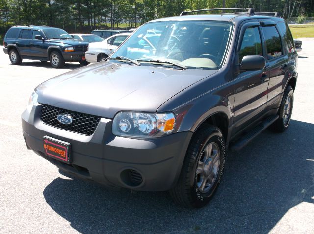 2005 Ford Escape Reg Cab 159.5 WB C5B