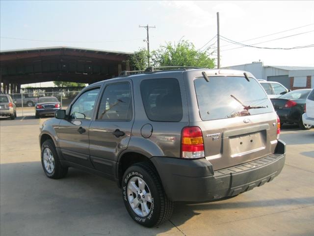 2005 Ford Escape Unknown