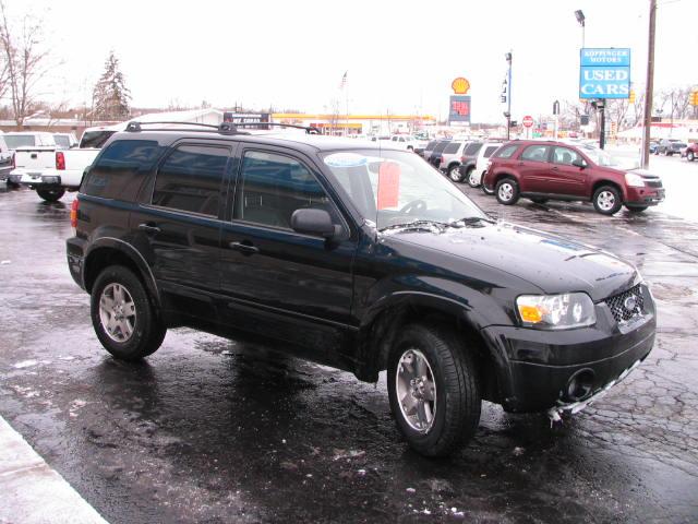 2005 Ford Escape SLT 25