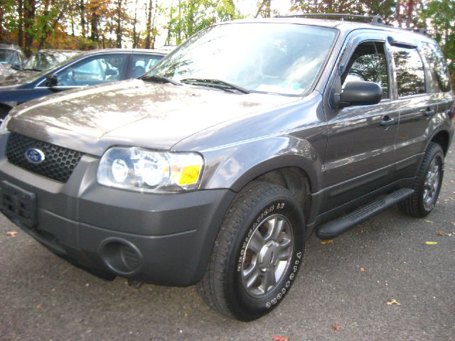 2005 Ford Escape Reg Cab 159.5 WB C5B