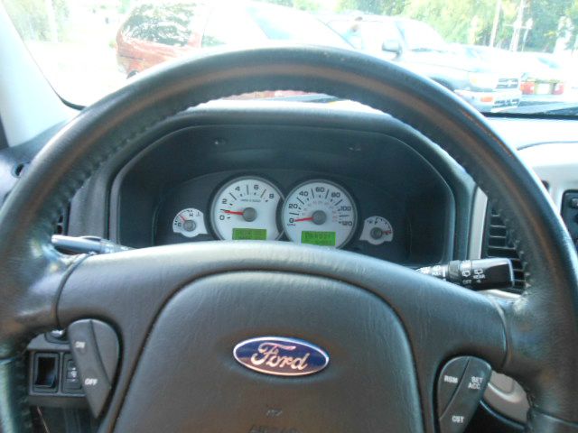 2005 Ford Escape I Limited