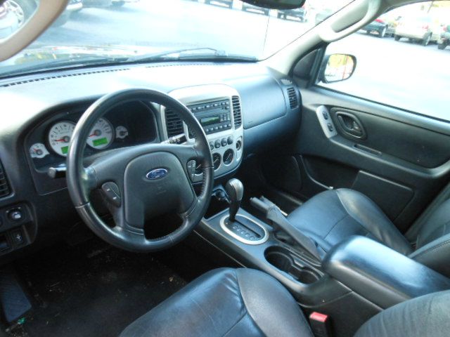 2005 Ford Escape I Limited