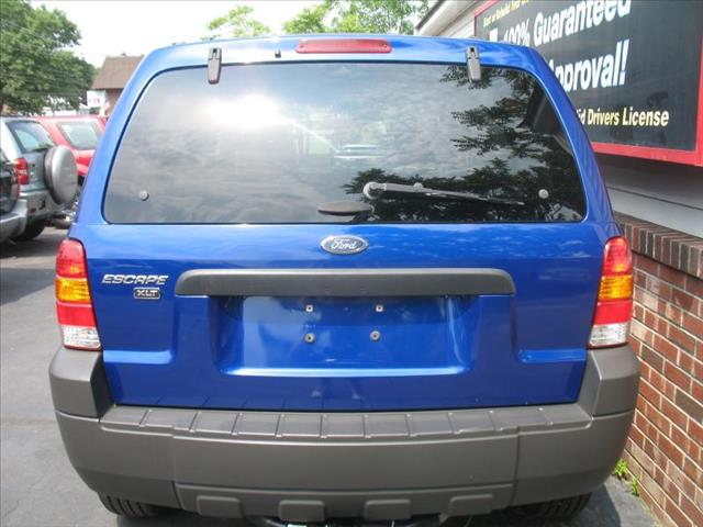 2005 Ford Escape Blackwood