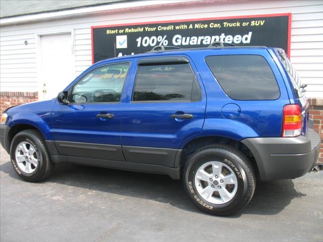 2005 Ford Escape Blackwood