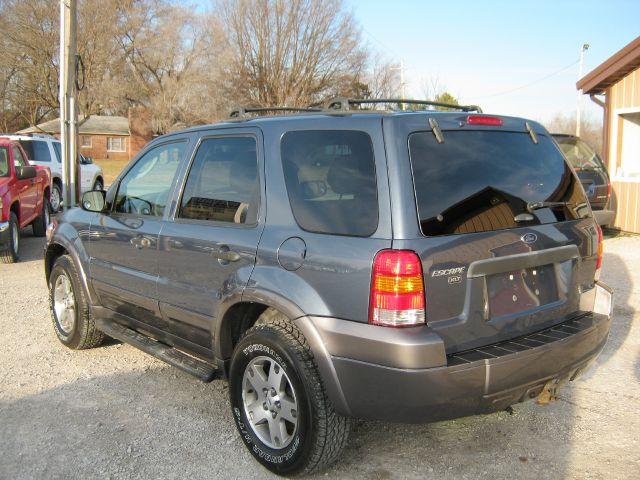 2005 Ford Escape 15