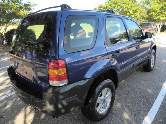 2005 Ford Escape Reg Cab 159.5 WB C5B