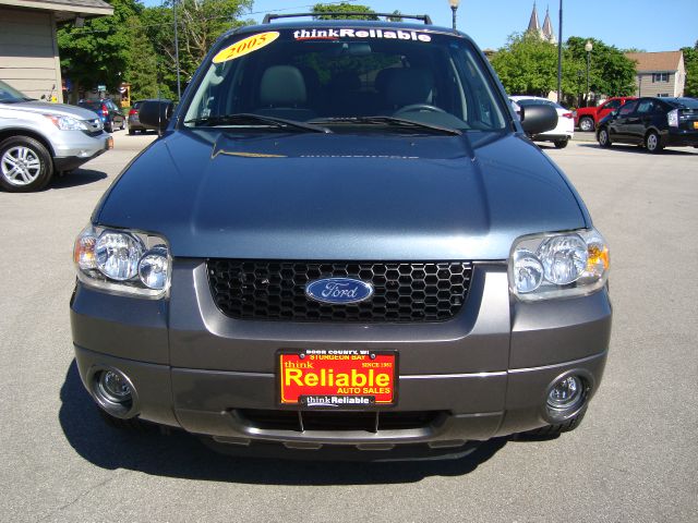 2005 Ford Escape 15