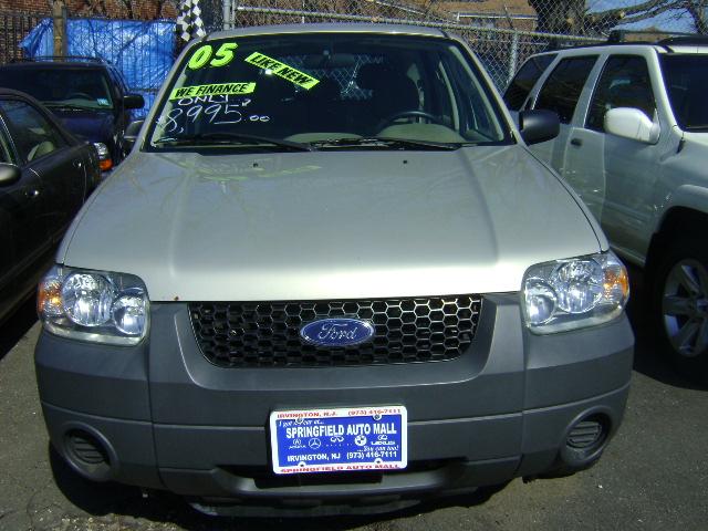 2005 Ford Escape XLS