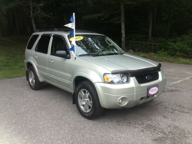 2005 Ford Escape Super