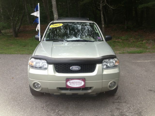 2005 Ford Escape Super