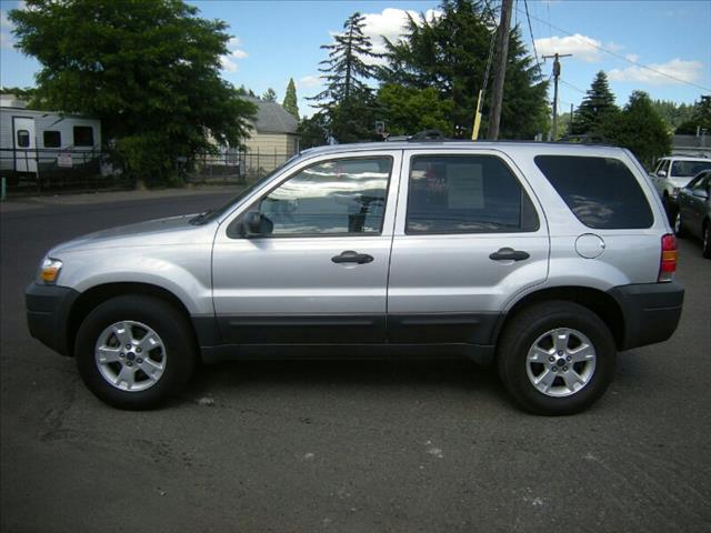 2005 Ford Escape Unknown