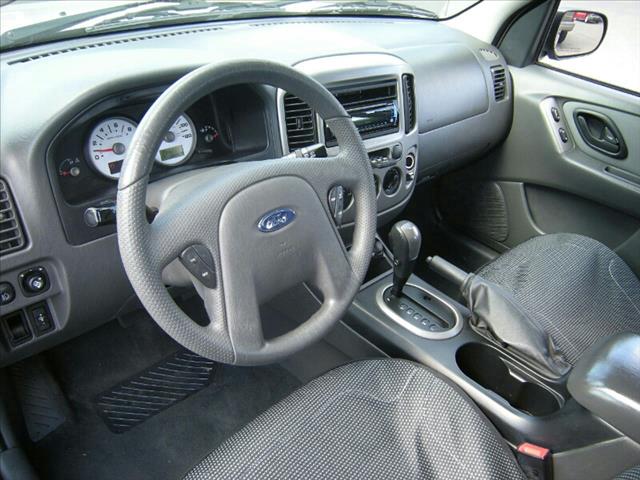 2005 Ford Escape Unknown