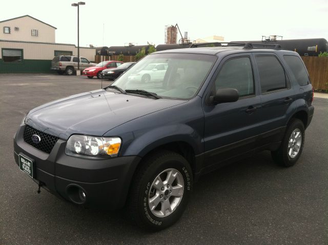 2005 Ford Escape 15