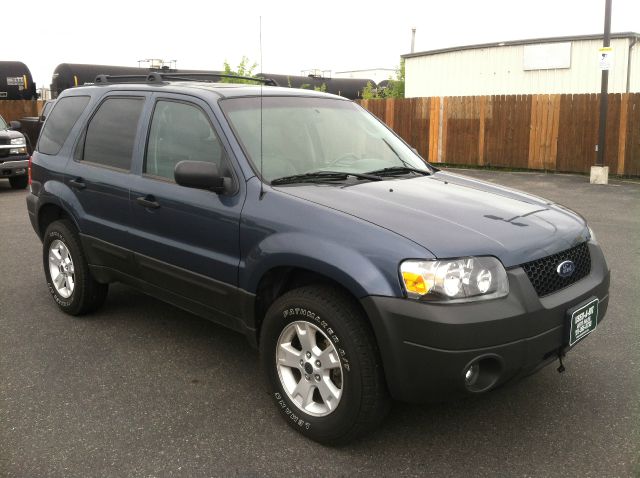 2005 Ford Escape 15