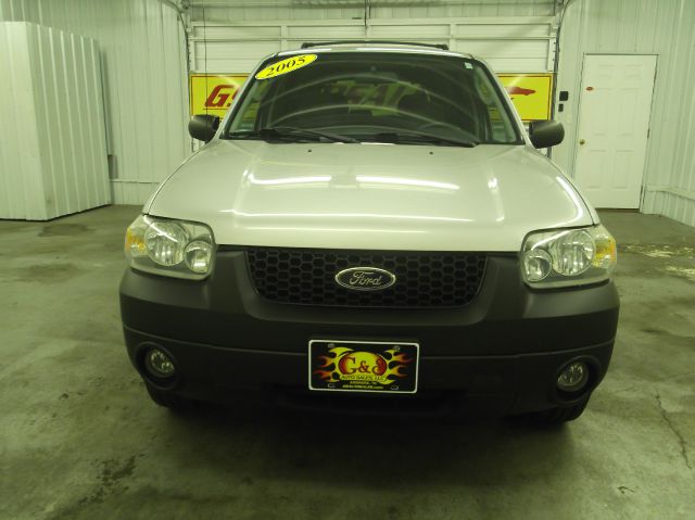 2005 Ford Escape SL 4x4 Regular Cab