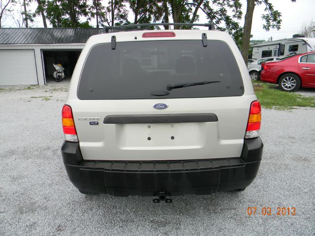 2005 Ford Escape SL 4x4 Regular Cab