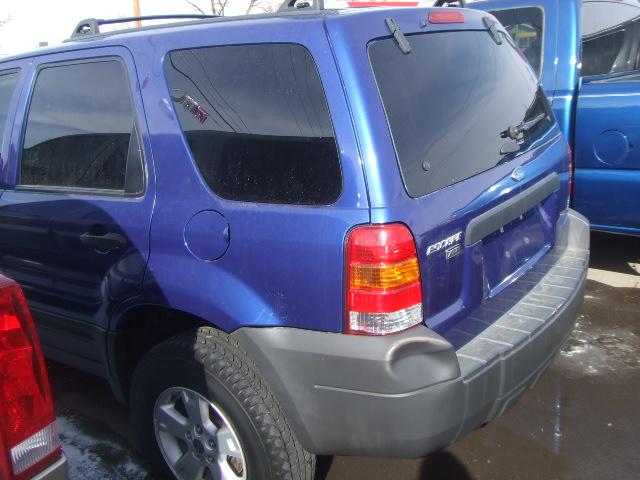 2005 Ford Escape ESi