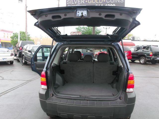 2005 Ford Escape Reg Cab 159.5 WB C5B