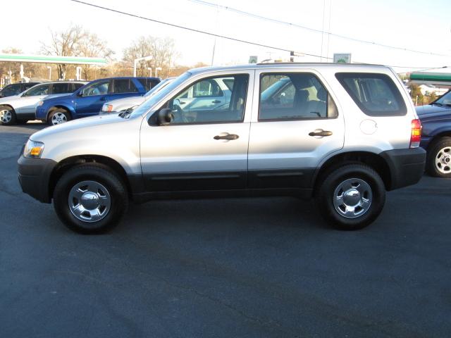 2005 Ford Escape XLS