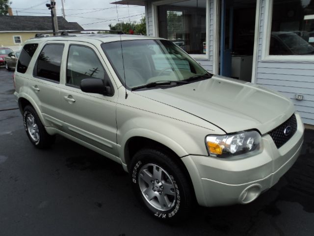 2005 Ford Escape Super