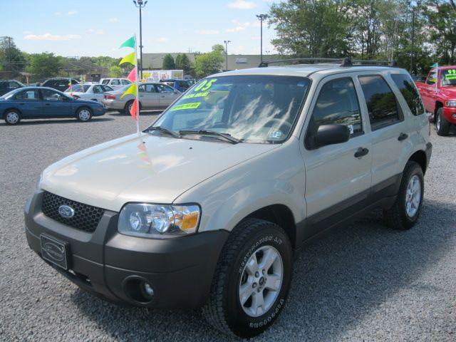 2005 Ford Escape SL 4x4 Regular Cab