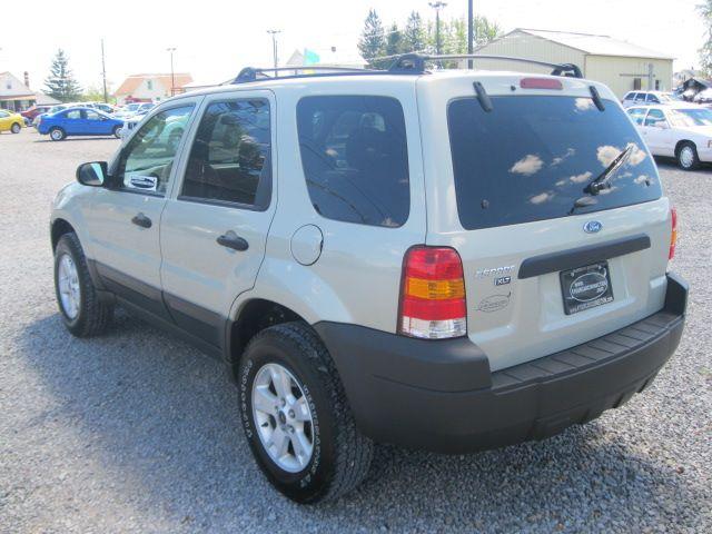 2005 Ford Escape SL 4x4 Regular Cab