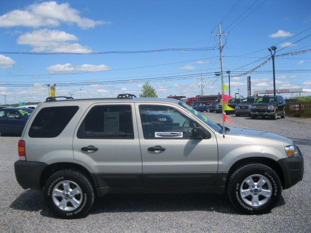 2005 Ford Escape SL 4x4 Regular Cab