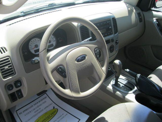 2005 Ford Escape SL 4x4 Regular Cab