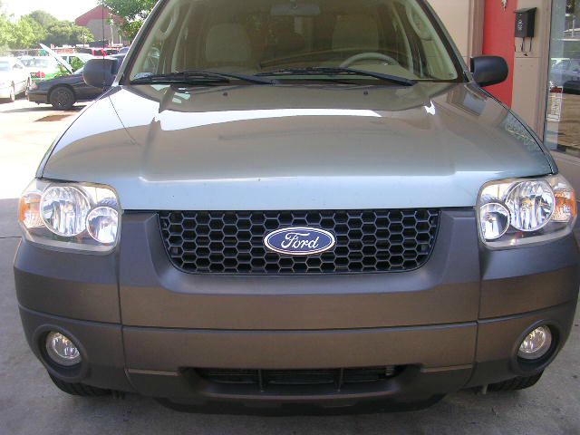 2005 Ford Escape SL 4x4 Regular Cab