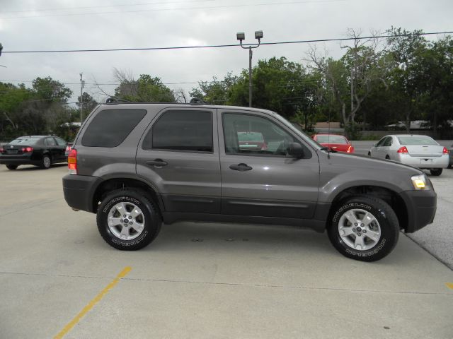 2006 Ford Escape SL 4x4 Regular Cab