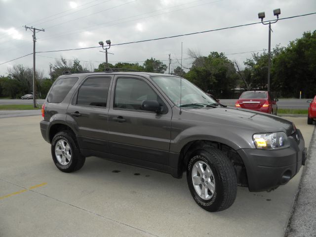 2006 Ford Escape SL 4x4 Regular Cab