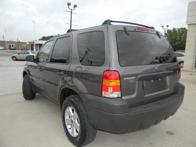 2006 Ford Escape SL 4x4 Regular Cab