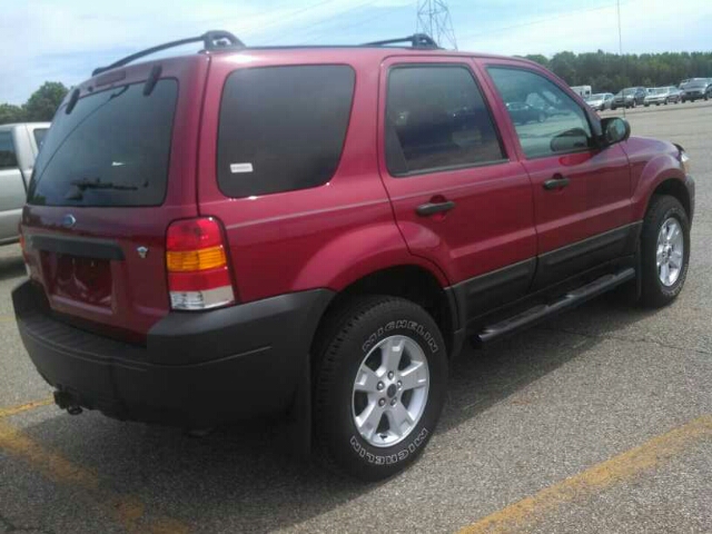 2006 Ford Escape ESi