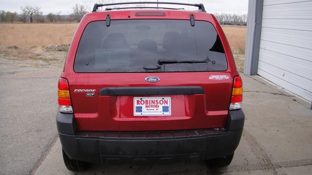 2006 Ford Escape ESi