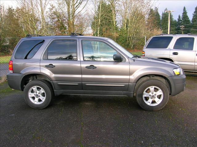 2006 Ford Escape ESi