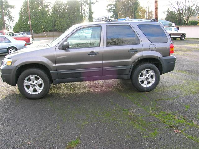 2006 Ford Escape ESi