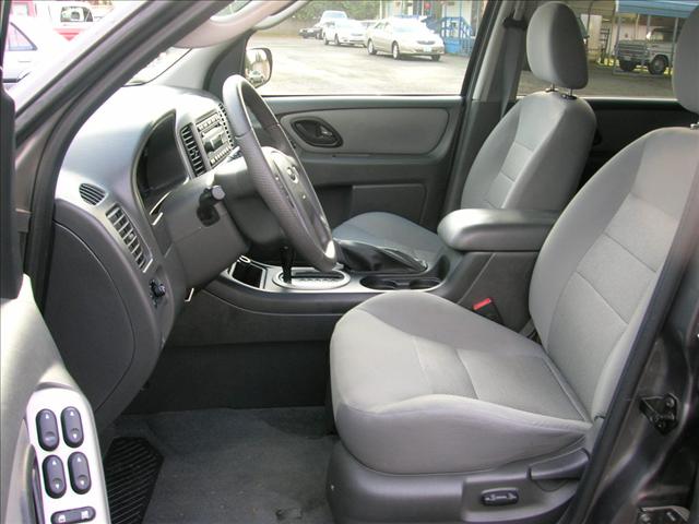 2006 Ford Escape ESi