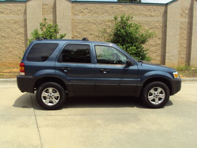 2006 Ford Escape SL 4x4 Regular Cab