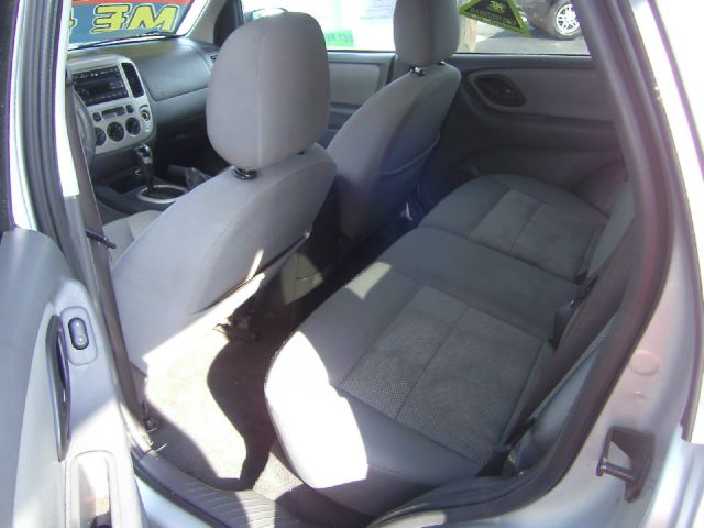 2006 Ford Escape SL 4x4 Regular Cab