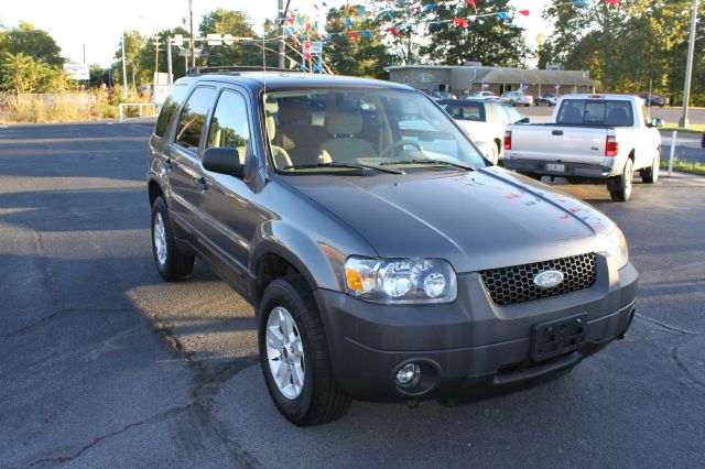 2006 Ford Escape SL 4x4 Regular Cab