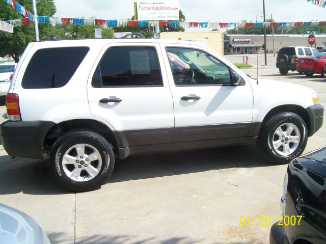 2006 Ford Escape SL 4x4 Regular Cab