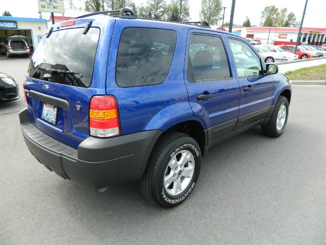 2006 Ford Escape SL 4x4 Regular Cab