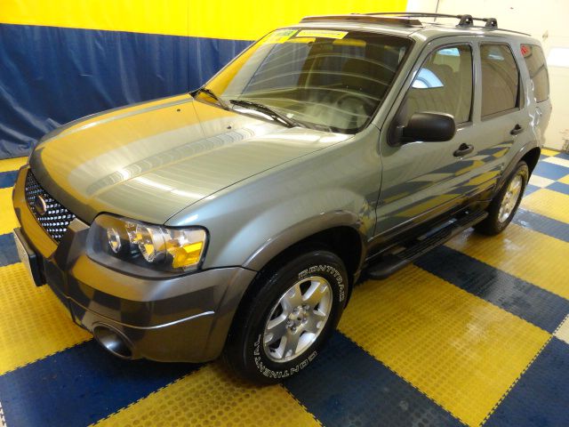 2006 Ford Escape SL 4x4 Regular Cab