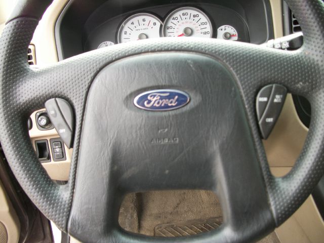 2006 Ford Escape Reg Cab 159.5 WB C5B