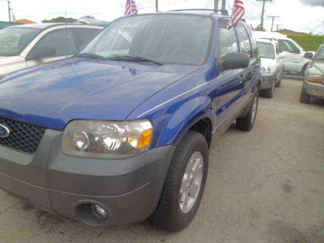 2006 Ford Escape SL 4x4 Regular Cab