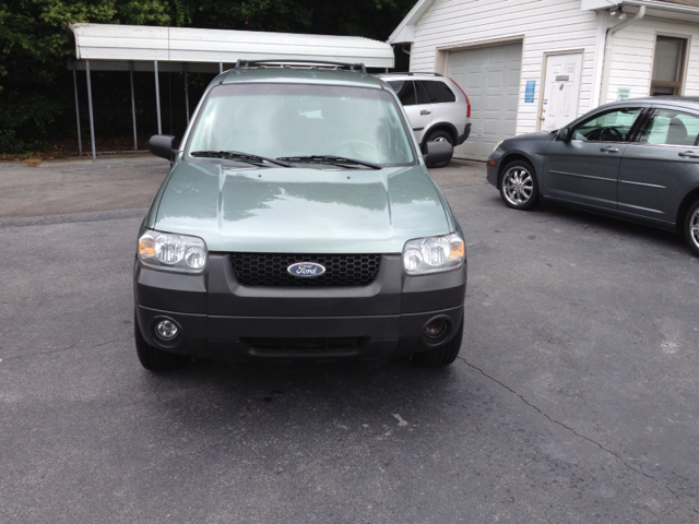 2006 Ford Escape 4dr Sdn 2.4L FWD