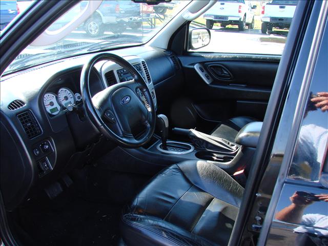 2006 Ford Escape SLT 25