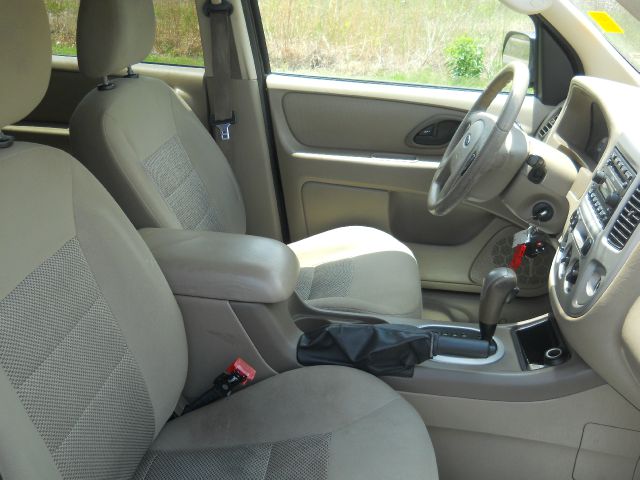 2006 Ford Escape SL 4x4 Regular Cab