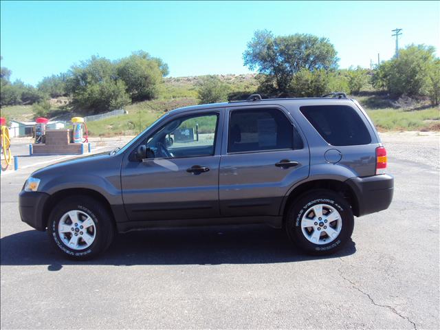 2006 Ford Escape ESi